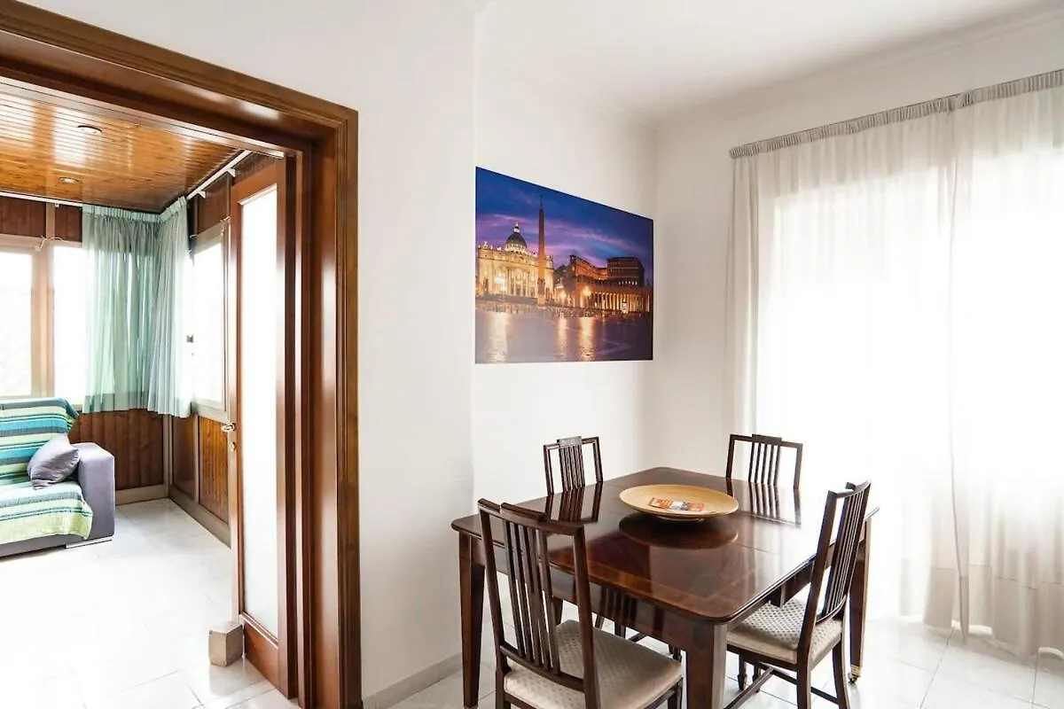 Happio Apartment Rome Italy