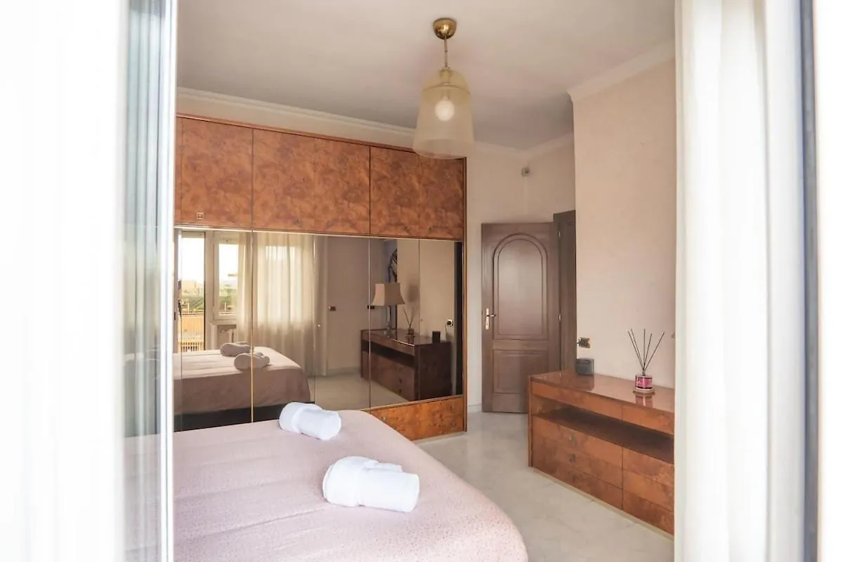 Happio Apartment Ρώμη 0*,  Ιταλία